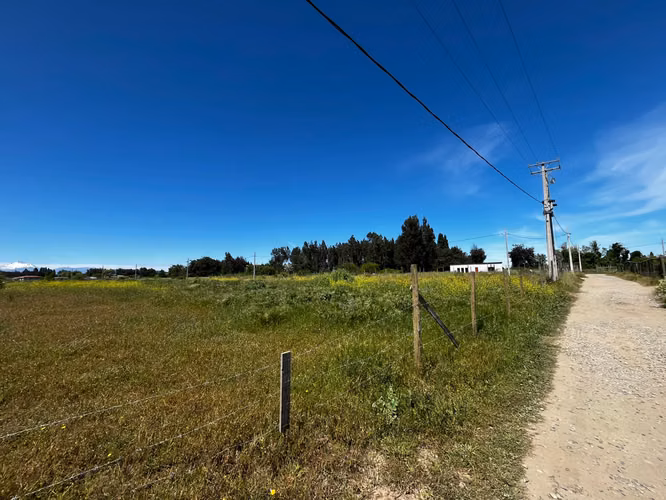 Parcela con luz y agua a 2km de Linares