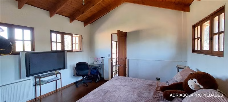 Algarrobal 2, 4D 4B, estar, 264 mts en 5.017 de terreno