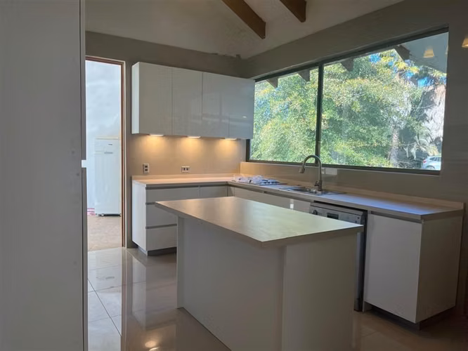 Venta Casa 225 mts 6200 terreno 4 Dorm 4B4est Paine