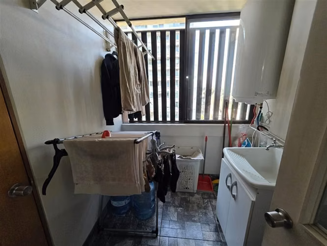 Vendo Dpto hermoso 3D 3B 2E 1B. Parque Araucano, Las Condes