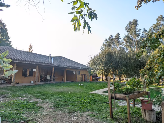 2,5 hectareas con casa patronal en Paso Rari. Colbun