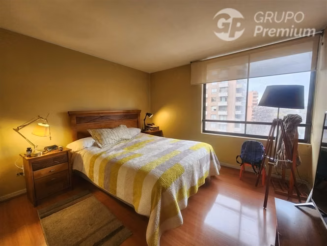 Depto 3D/2B con estacionamiento y bodega Providencia