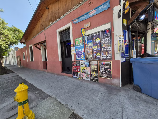 Oportunidad Propiedad Comercial 4D/3B/3E,Incluye Botillería y Patente ,avenida Pablo Urzúa . - Imagen 7