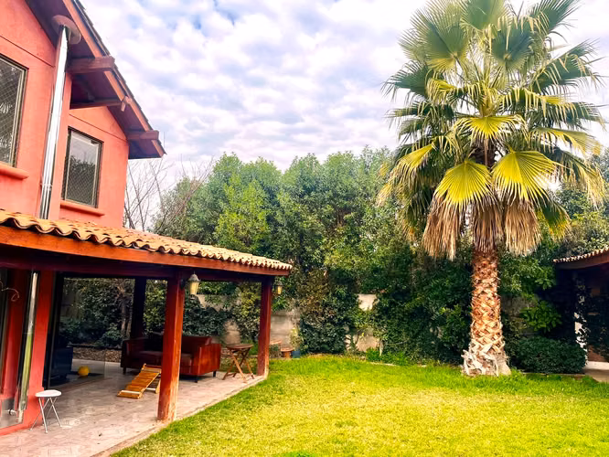 ARRIENDO CASA ESTILO CHILENA AYRES DE CHICUREO