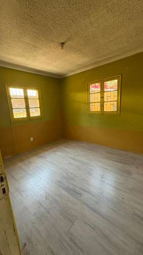SAN MIGUEL VENTA DE 2 CASAS EN UNA, EXCELENTE SECTOR - Imagen 11
