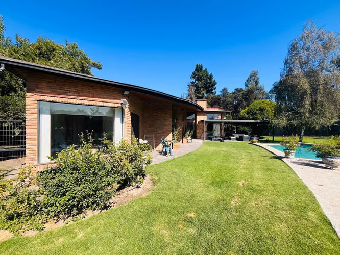 HERMOSA PARCELA EN TALAGANTE CON 2 CASAS REBAJADA