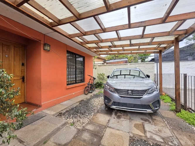 CASA EN VENTA ÑUÑOA |URETA BRAVO PROPIEDADES| - Imagen 2
