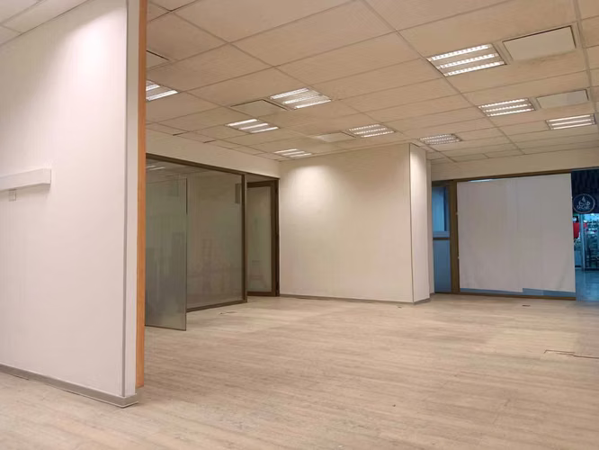 LOCAL COMERCIAL RECIÉN REMODELADO (177847)