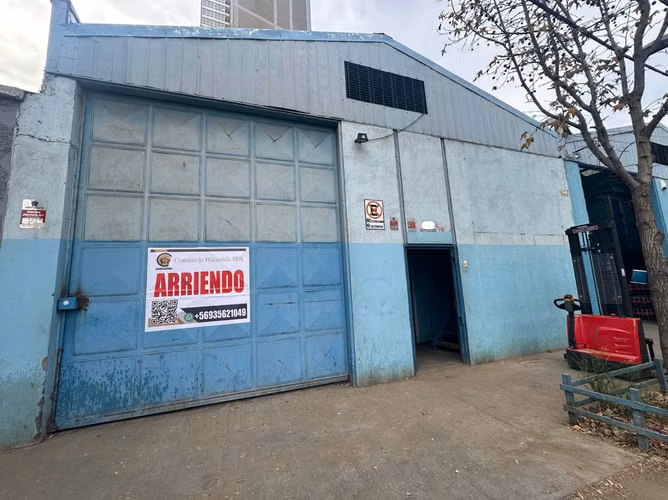 GALPON INDUSTRIAL 400M2 - METRO ECUADOR