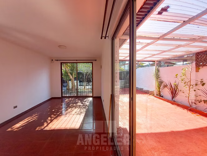 SECTOR VITAL APOQUINDO SUR - CASA @ LAS CONDES