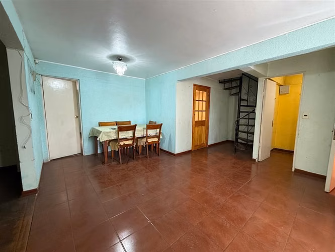 Casa en arriendo de 4 dorm. Metro Pajarito, Pudahuel