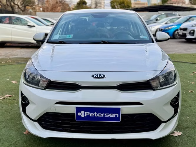 KIA RIO 4 LX 1.4L 6MT AC ABS - 2022 | 2860
