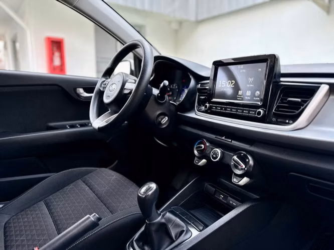 KIA RIO 4 LX 1.4L 6MT AC ABS - 2022 | 2860
