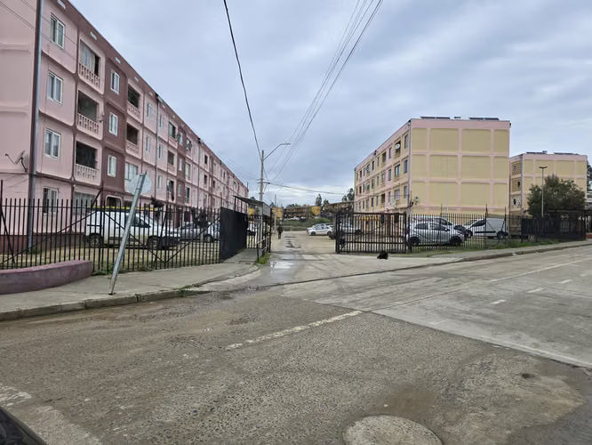 Se arrienda departamento en el decimo sector de Belloto Sur