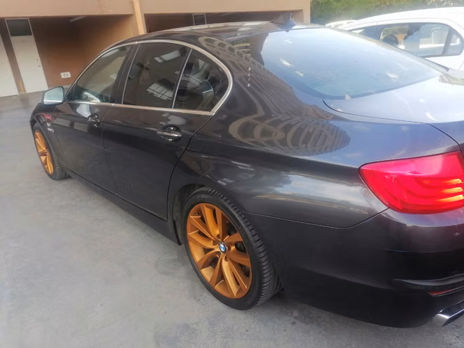 Vendo BMW 550I 2011