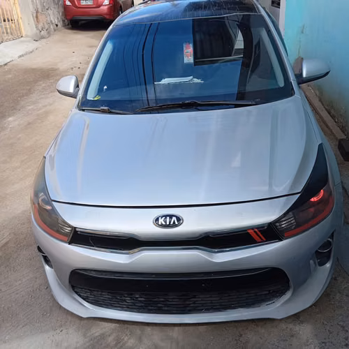 Kia Rio 5 2021 Precio conversable - Imagen 5