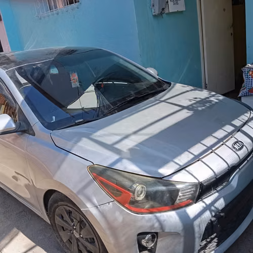 Kia Rio 5 2021 Precio conversable - Imagen 4