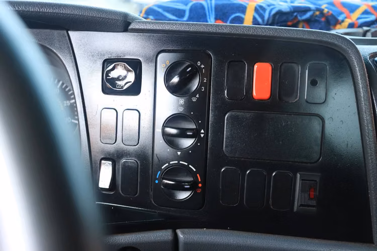 TRACTO CAMION MERCEDES BENZ ATEGO 1725 2012