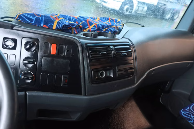 TRACTO CAMION MERCEDES BENZ ATEGO 1725 2012