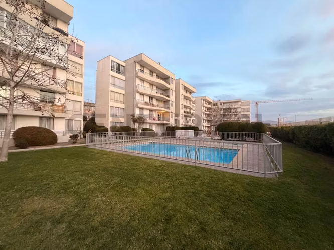 Arriendo departamento a pasos de Juan Cisternas
