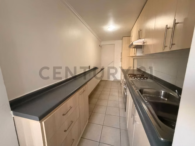 Arriendo departamento a pasos de Juan Cisternas