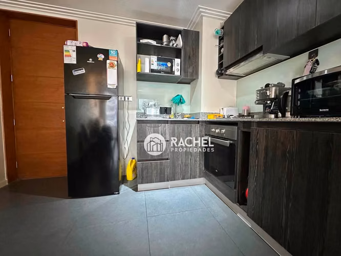 SE ARRIENDA AMPLIO DEPARTAMENTO DE 1 DORMITORIO CON ESTACIONAMIENTO