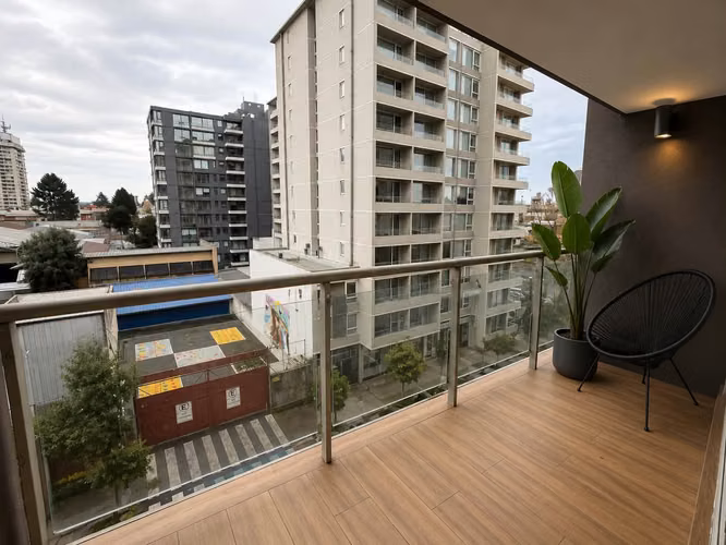 SE ARRIENDA DEPARTAMENTO EDIFICIO BARCELONA CON AMPLIA TERRAZA - Imagen 5