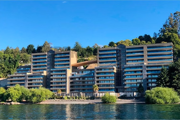 Departamento en pucón orilla lago