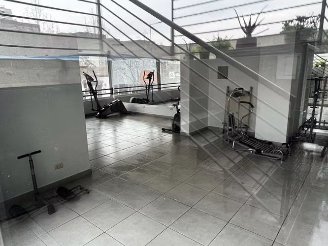 ARRIENDO DPTO SEMI AMOBLADO METRO SANTA ISABEL