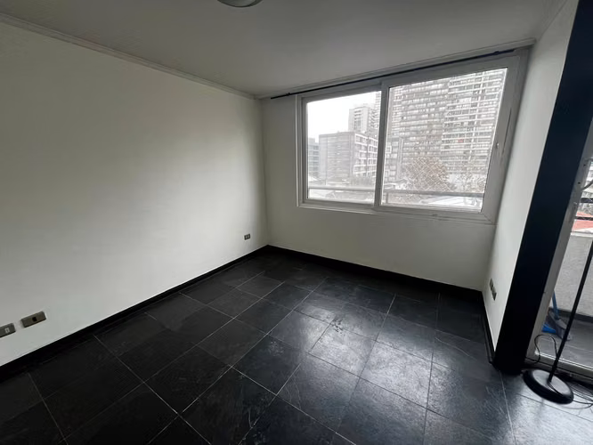 ARRIENDO DPTO SEMI AMOBLADO METRO SANTA ISABEL