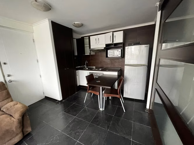 ARRIENDO DPTO SEMI AMOBLADO METRO SANTA ISABEL