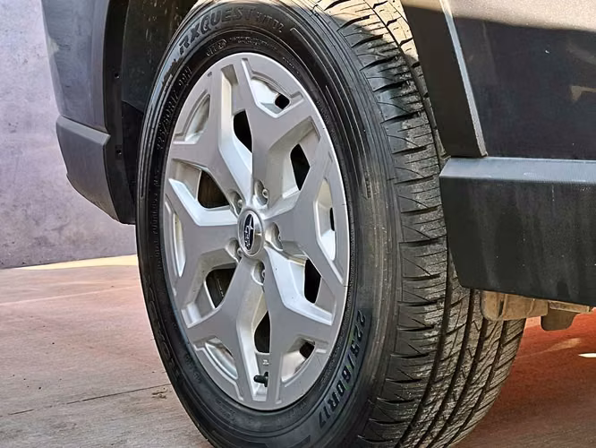 SUBARU FORESTER 2024