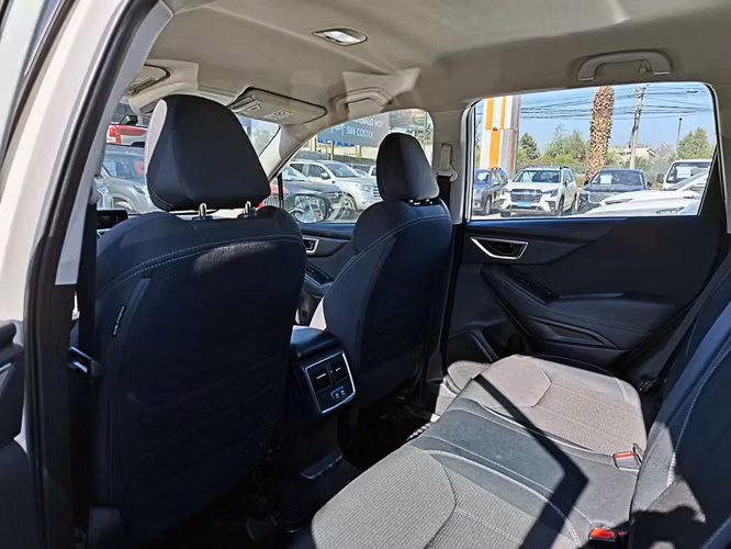 SUBARU FORESTER 2024