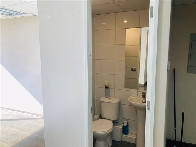 Oficina en arriendo en Providencia - Imagen 10