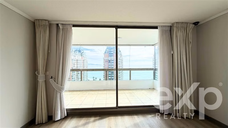ARRIENDO DEPARTAMENTO EN VIÑA DEL MAR FRENTE AL MAR