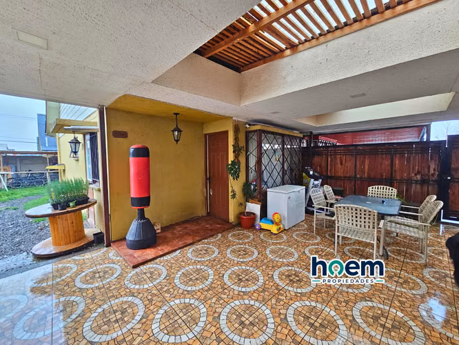 Amplia casa en Villa Doña Ignacia 4, Maule Norte.