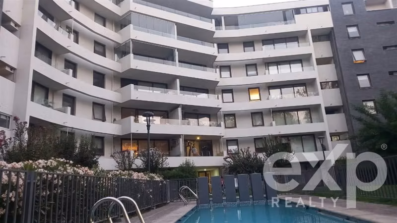 Departamento en venta de 3 dorm. 2 baños 2 est. en Peñalolén
