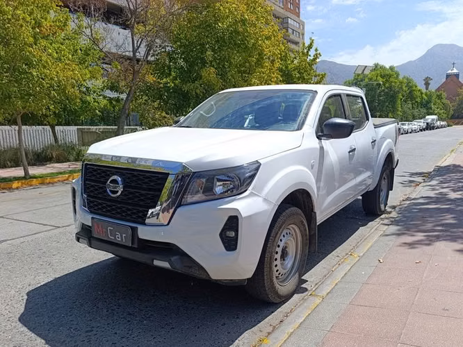 NISSAN NAVARA DC SE 2.3D MT - 2022 | 2580