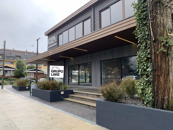 Arriendo Locales Nuevos con vista al Lago en Villarrica, desde 33UF