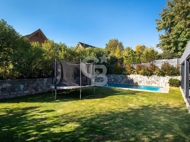 Arriendo Casa en San Carlos de Apoquindo Las Condes