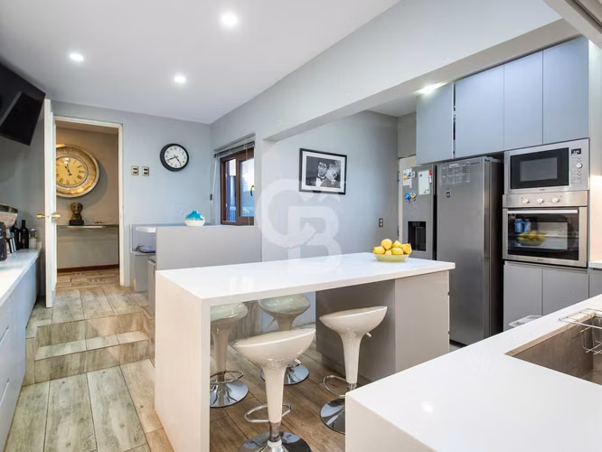 Arriendo Casa en San Carlos de Apoquindo Las Condes