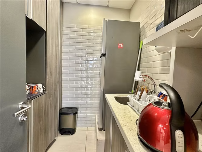 Oficina arriendo Las Condes metro Manquehue CentroFinanciero