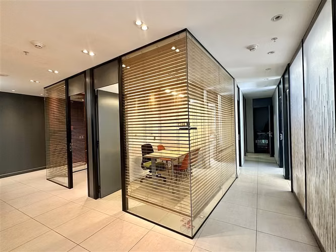 Oficina arriendo Las Condes metro Manquehue CentroFinanciero