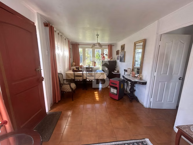 Casa en La Reina: Luminosidad, Espacio y Conexión Ideal - Imagen 3