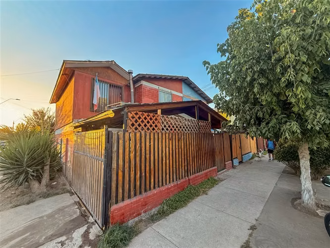 Gran casa en venta de 5D/2B en Paine