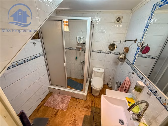 Casa aislada 3D3B en La Florida, Metro Los Quillayes