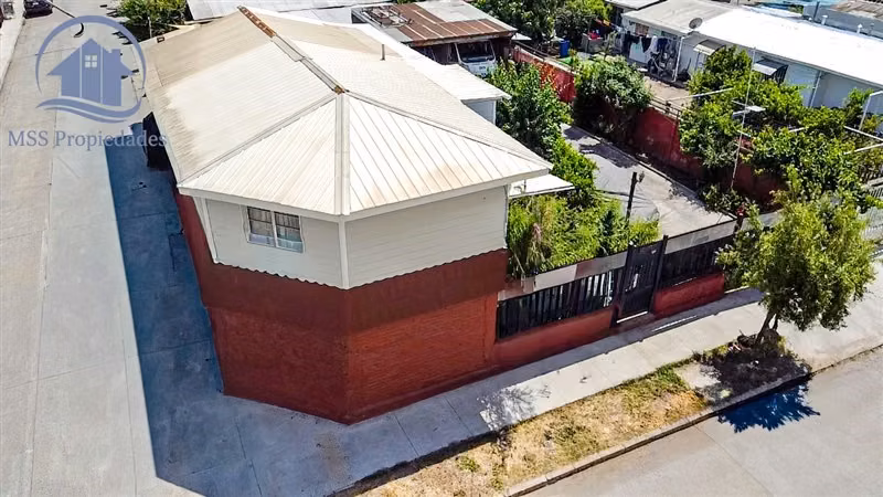 Casa aislada 3D3B en La Florida, Metro Los Quillayes