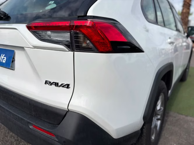 Toyota Rav4  2.0 LE 4X2 CVT AT 5P 2025