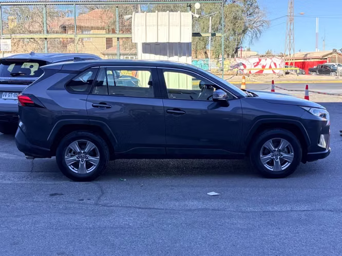 Toyota Rav4  2.0 LE 4X2 CVT AT 5P 2025 - Imagen 8