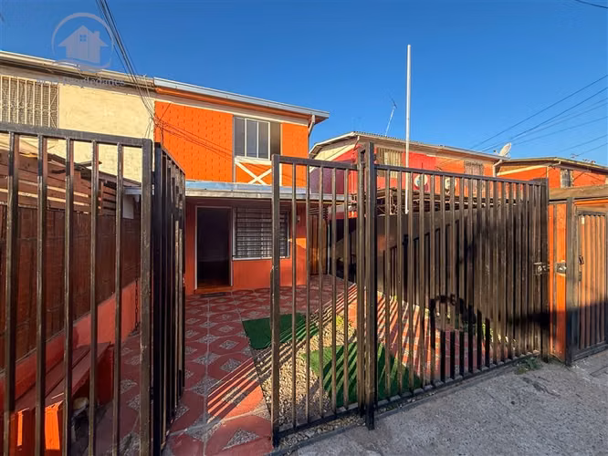 Casa en venta de 3D/1B cercano a Eyzaguire en Puente Alto